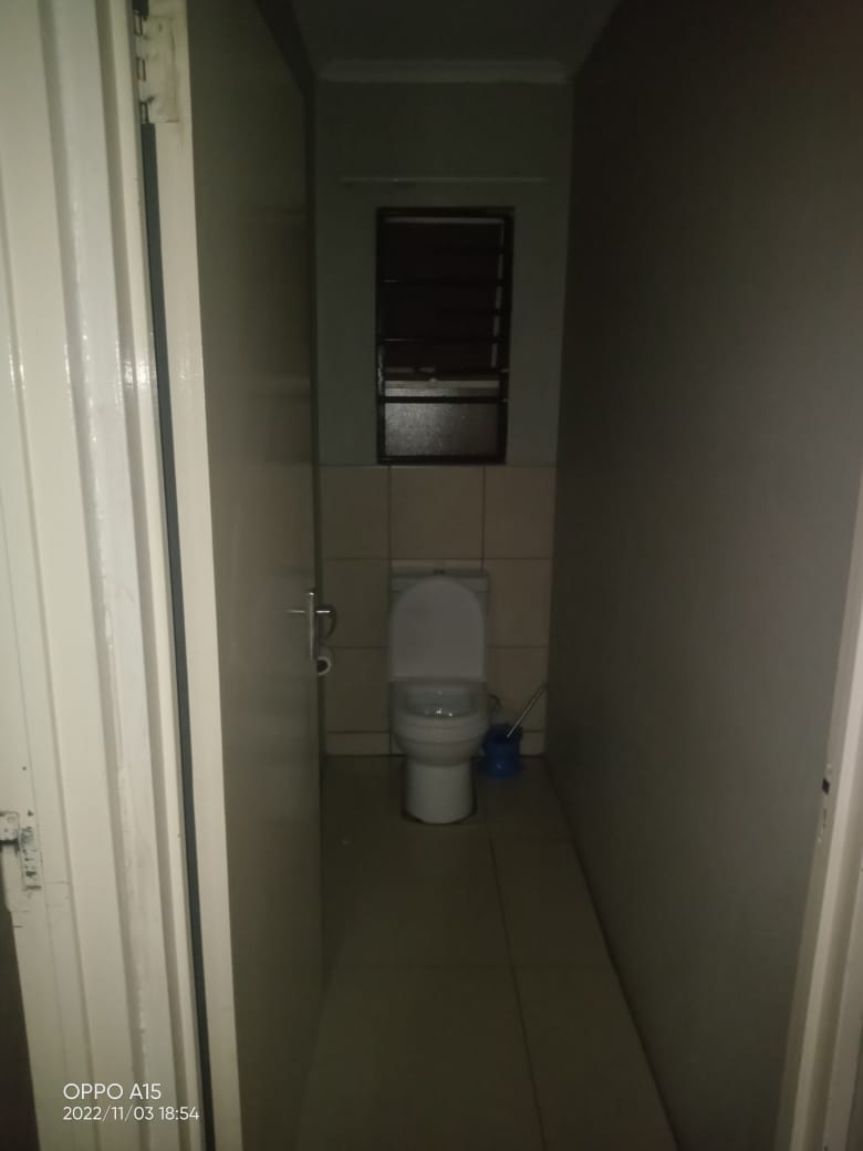 1f1d8952-af10-448c-9ae9-77bb4cfe31ef