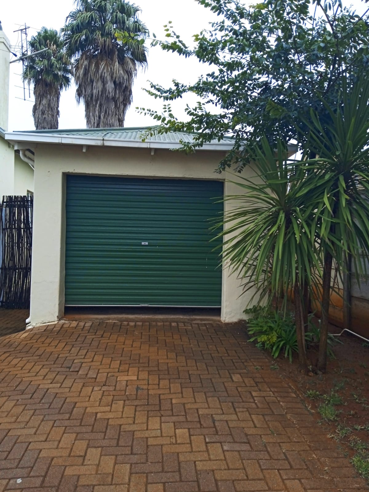 e48fb4e0-c4dc-4904-b500-d5d061bcb9c0