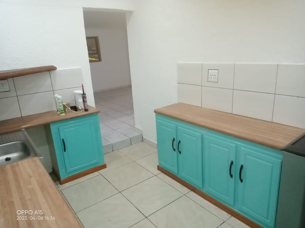 1Beds Apartment Garden Cottage Wilropark Roodepoort To Rent