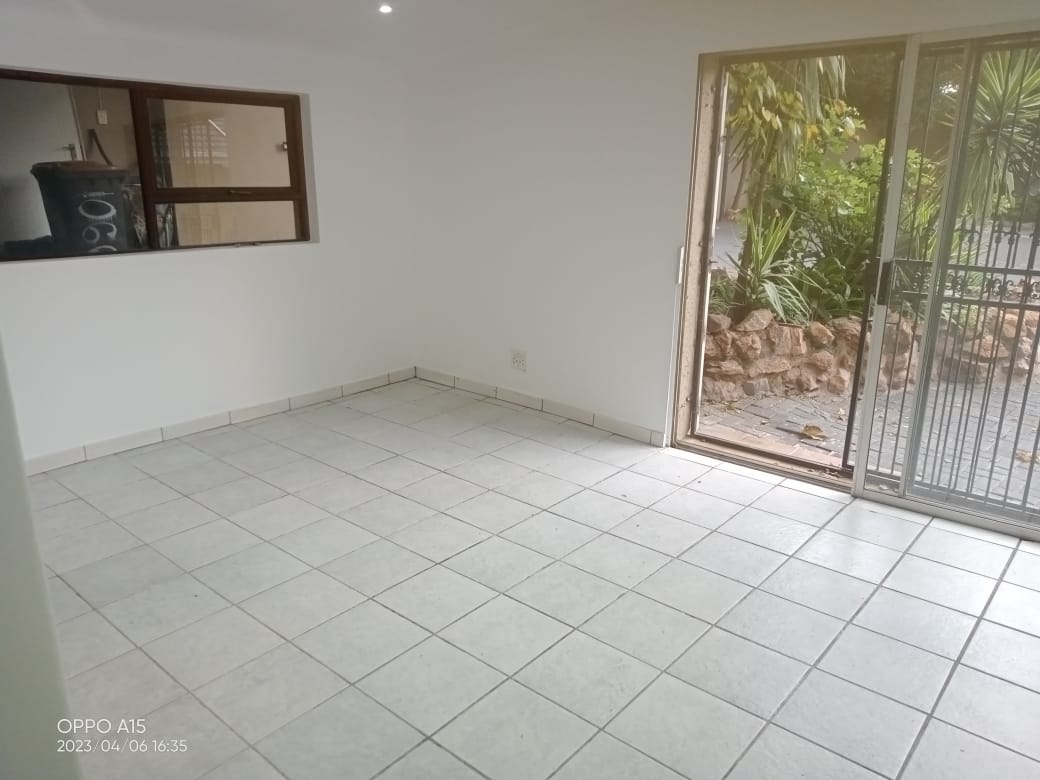 1Beds Apartment Garden Cottage Wilropark Roodepoort To Rent