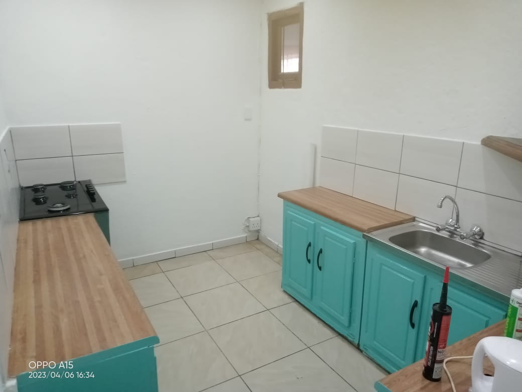 1Beds Apartment Garden Cottage Wilropark Roodepoort To Rent